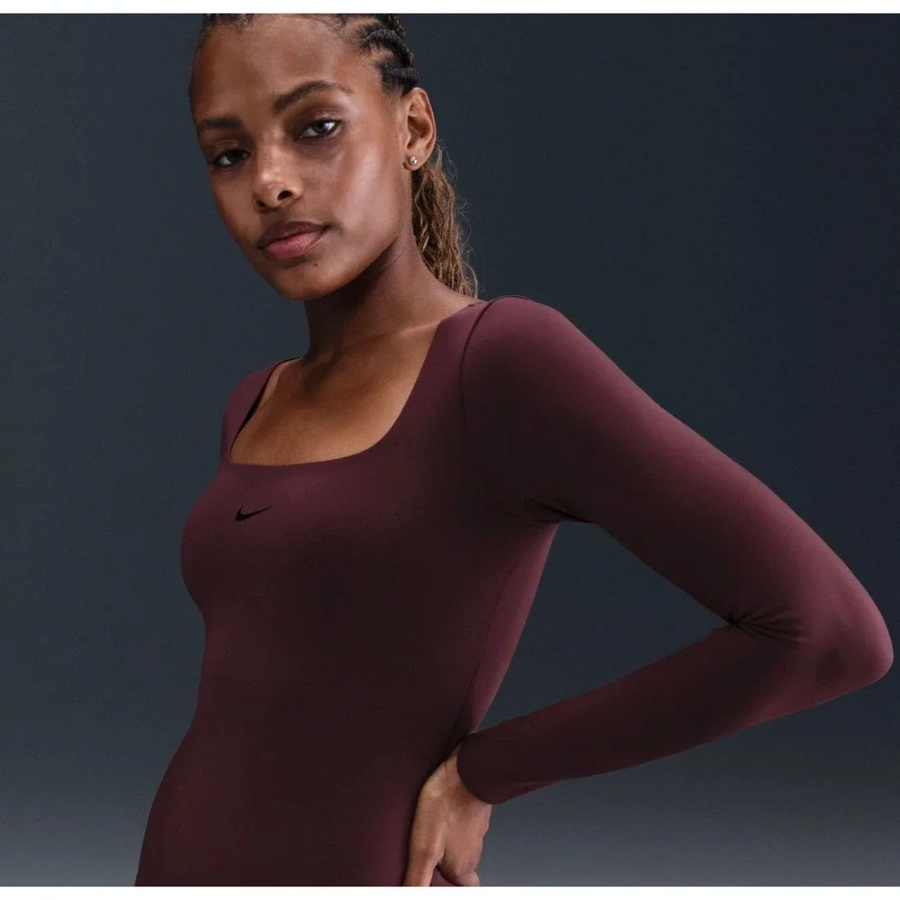 Nike Form Zenvy Long Sleeve Bodysuit Burgundy HQ8296-652 XS Yoga Workout shirt